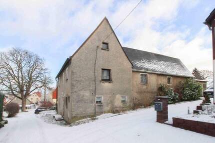 Grundstück mit Altbestand in ruhiger Lage von Dorfhain - Potenzial für Neubebauung oder Erweiterung