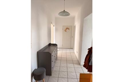 *Helle 2-Zimmer Wohnung in der Erfurter Andreasvorstadt*