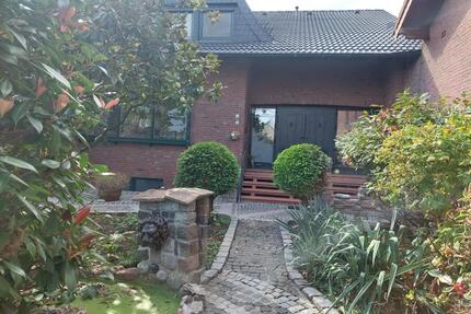 Haus zur Miete - 2.250,00&nbsp;EUR Kaltmiete, ca.&nbsp; 140,00&nbsp;m&sup2; in Heinsberg (PLZ: 52525)