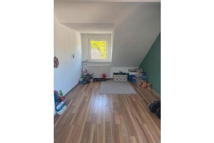 Wohnung zu vermieten - 850,00&nbsp;EUR Kaltmiete, ca.&nbsp; 63,00&nbsp;m&sup2; in Bergisch Gladbach (PLZ: 51469) Gronau