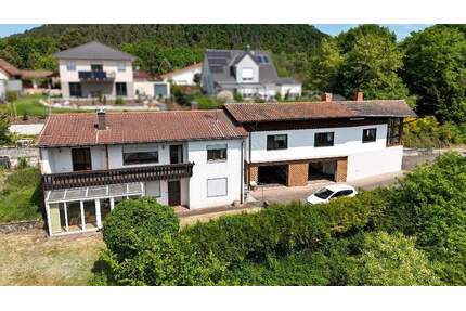 +++Zwei Einfamilienhäuser mit Südausrichtung, Wintergärten, Südbalkon, 3 Garagen, auf einem ruhigen Grundstück mit Panoramablick in den Pfälzer Wald++ - Merzalben