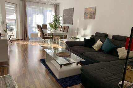 Wohnung zum Mieten in Frankfurt 1.300,00 € 80 m²