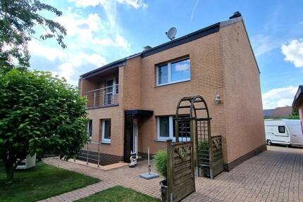 Freistehendes Einfamilienhaus mit großem Grundstück und separater Bauparzelle - Jülich Welldorf