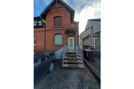 Einfamilienhaus - 92.000,00&nbsp;EUR Kaufpreis, ca.&nbsp; 75,00&nbsp;m&sup2; in Heusweiler (PLZ: 66265)