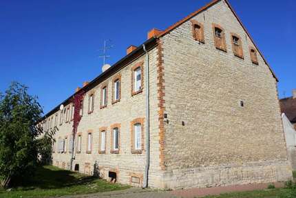 Haus zum Kaufen in Groß Börnecke 99.000,00 € 1297.65 m²