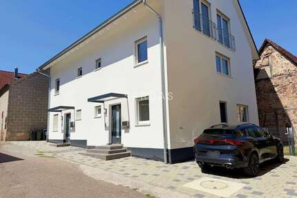 Haus zum Mieten in Ammerbuch-Breitenholz 1.890,00 € 134 m²