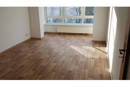 Verm. in Brandenburg, Havel eine sehr schöne 3 Raum Wohnung 68 m² - Brandenburg an der Havel