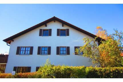 Charmante 1,5-Zimmer Dachgeschosswohnung in Rott am Lech