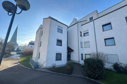 Attraktive neu sanierte 2 ZKB Wohnung mit Einbauküche und Balkon - Donauwörth