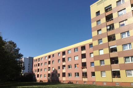 Stop: familienfreundliche 4-Zimmer-Wohnung in Hannover -Sahlkamp