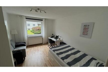 Schönes, möbliertes WG-Zimmer in zentraler Lage zu vermieten - Marburg Biegenviertel