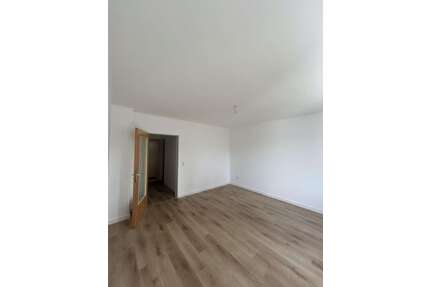 Wohnung zum Mieten in Eisenberg 680,00 € 61 m²