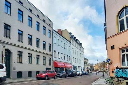 Wohnung zum Mieten in Halle 1.440,00 € 195.77 m²