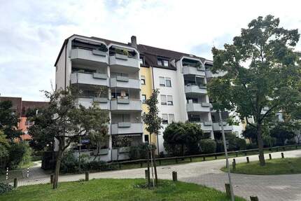 2-Zimmer-Eigentumswohnung mit Westbalkon und PKW-Stellplatz im Parkhaus in zentrumsnaher und beliebter Lage – derzeit vermietet - Erlangen Innenstadt