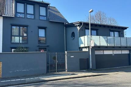 Außergewöhnliche Doppelhaushälfte mit großem Garten - Mainz Ebersheim