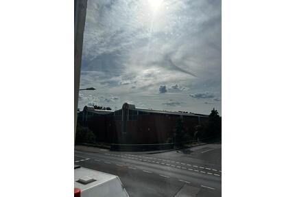 Gemütliche neu renovierte 2 Zimmer Wohnung in Düren Birkesdorf zu