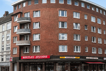 3,5-Zimmer-Wohnung direkt am Winterhuder Markt mit Balkon und Entwicklungspotential - Hamburg