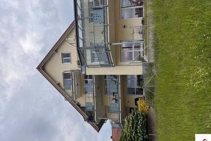Charmante 3-Zimmer Eigentumswohnung mit großem Balkon und Blick ins Grüne - Leinburg Diepersdorf