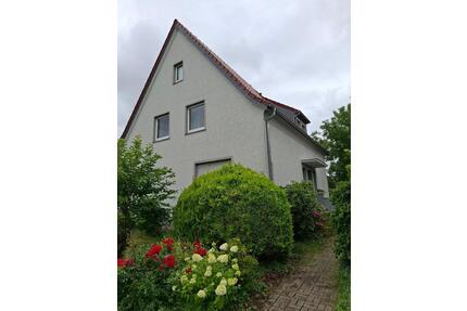 Haus mit Einliegerwohnung in Herford Elverdissen - TOP Wohnlage