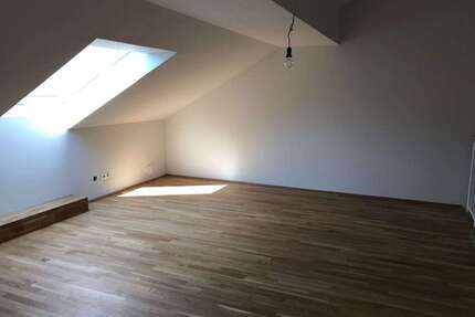 Wohnung zum Mieten in München 1.650,00 € 91.8 m²