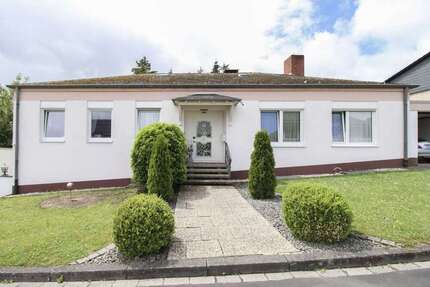 Haus zum Kaufen in Bitburg 560.000,00 € 282.03 m²
