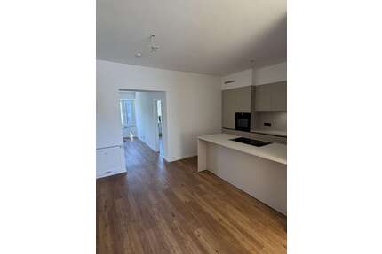 Wohnung zum Mieten in LANGENFELD 1.250,00 € 85 m²