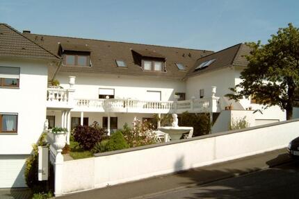 3 Zimmer Wohnung vollmöbliert in Wiesbaden Breckenheim ab sofort