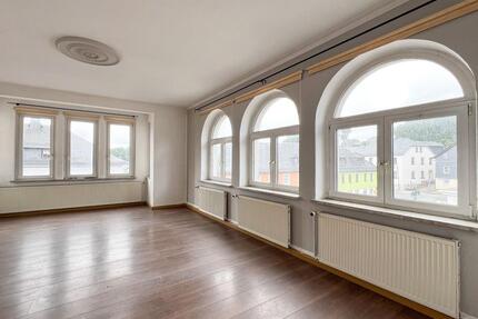 AKTION! 2 Monate Mietfrei - Helle 4 Raum Wohnung - Handwerkerwohnung in Lehesten