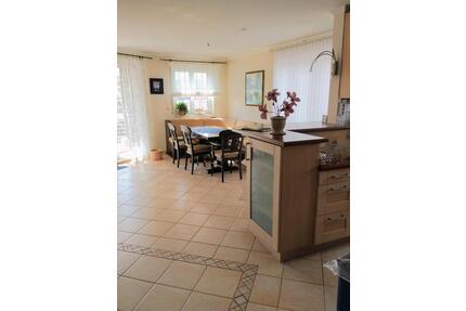 Helle Maisonettewohnung mit Feldbergblick - Neu-Anspach