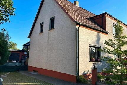 Haus in Zeischa zu verkaufen - 230.000,00&nbsp;EUR Kaufpreis, ca.&nbsp; 165,00&nbsp;m&sup2; in Bad Liebenwerda (PLZ: 04924)