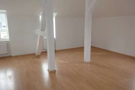 Wohnung zum Mieten in Chemnitz 326,00 € 61.54 m²