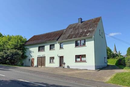 ***Reduziert***Ein-Zweigenerationenhaus mit Nebenräumen auf idyllischem Grundstück nahe Hachenburg! - Höchstenbach