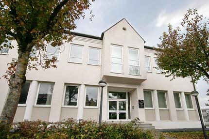 Büro- und Lagerflächen - 399,00&nbsp;EUR Kaltmiete, ca.&nbsp; 3,50&nbsp;m&sup2; in Monheim (PLZ: 86653)