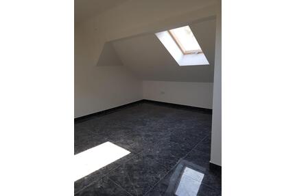 Mietwohnung in Bühlertal - 1.500,00&nbsp;EUR Kaltmiete, ca.&nbsp; 190,00&nbsp;m&sup2; in Bühl (PLZ: 77815)