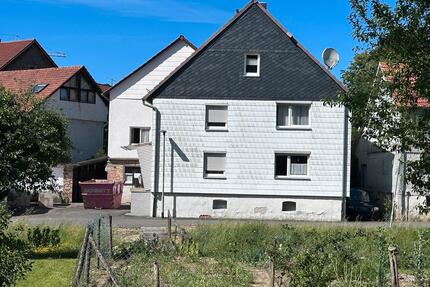 Einfamilienhaus in Kirtorf - 125.000,00&nbsp;EUR Kaufpreis, ca.&nbsp; 120,00&nbsp;m&sup2; in Kirtorf (PLZ: 36320)
