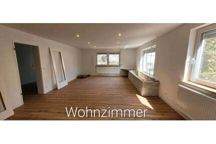 helle, kernsanierte 5-Zimmer Wohnung - Heubach