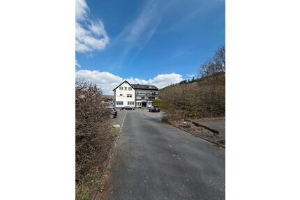 Renditeobjekt mit 5 Wohnungen nahe Winterberg - Olsberg
