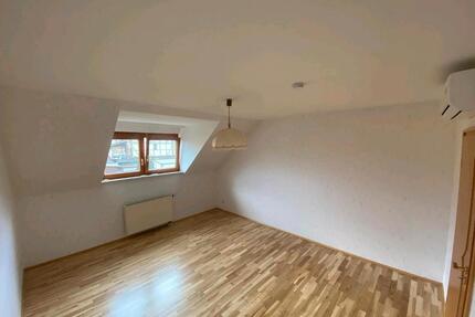 2ZKB Einliegerwohnung 70qm - 580,00&nbsp;EUR Kaltmiete, ca.&nbsp; 70,00&nbsp;m&sup2; in Gleichen (PLZ: 37130)