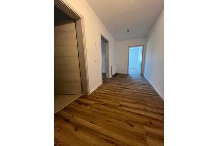 Renovierte 2 Zimmer Wohnung in Nbg Reichelsdorf-Provisionsfrei - Nürnberg Holzheim