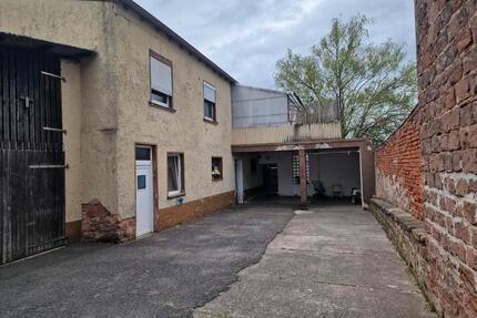 Mehrfamilienhaus zu verkaufen - 250.000,00&nbsp;EUR Kaufpreis, ca.&nbsp; 240,00&nbsp;m&sup2; in Zweibrücken (PLZ: 66482)