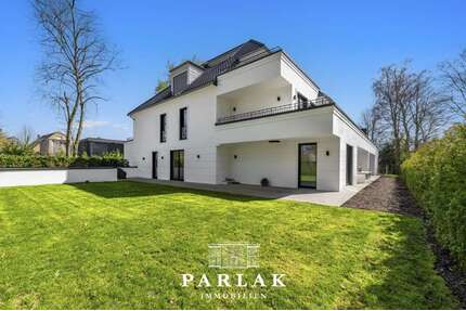 Wohnung zum Mieten in Düsseldorf 7.000,00 € 329 m²