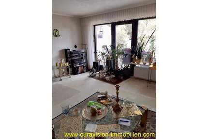 Attraktives, gut geschnittenes Reihenend-Haus in Top-Lage von Laatzen-Grasdorf