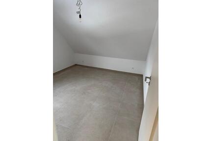 Schöne Dachgeschosswohnung zu vermieten in Hückelhoven