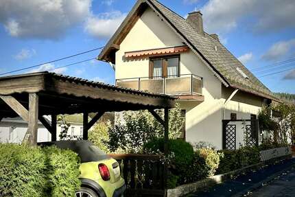 Haus zum Kaufen in Arzbach 175.000,00 € 118 m²