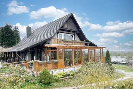 Haus zum Kaufen in Havelberg Nitzow 465.000,00 € 360 m² - Havelberg / Nitzow