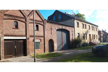 Vierseitenhof 3400 m2 - 830.000,00&nbsp;EUR Kaufpreis, ca.&nbsp; 400,00&nbsp;m&sup2; in Kloster Lehnin (PLZ: 14797)