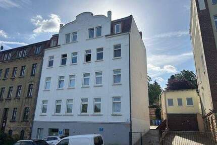 Mehrfamilienhaus mit 6 Wohnungen - großer Garten, komplett vermietet - Zeitz