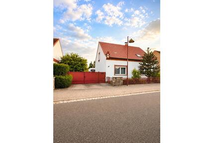 Haus | Garten | Garage | 750 m² Grundstück in Ferdinandshof