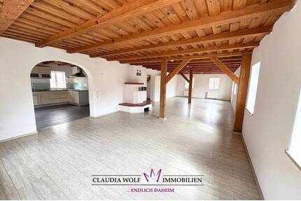 *** CHARME UND GEMÜTLICHKEIT - Historisches Fachwerkhaus mit Charakter, Nebengebäude und Gewölbekeller in Larrieden *** - Feuchtwangen
