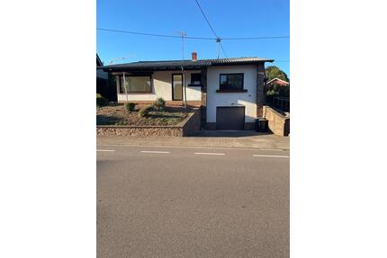 Renovierter Bungalow in Uchtelfangen-Illingen